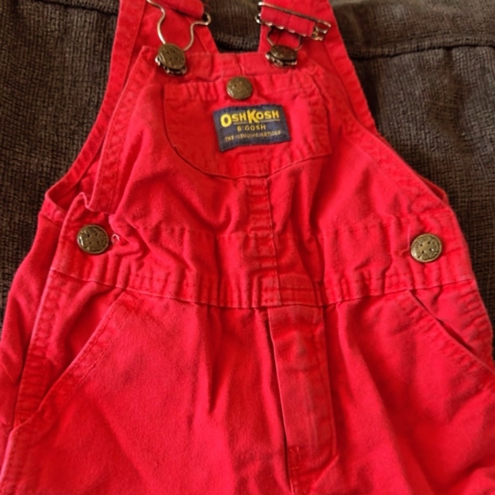 OshKosh B'gosh Red vintage Shortalls ✨ ❤️